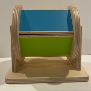 Lovevery rainbow spinner - Montessori toy